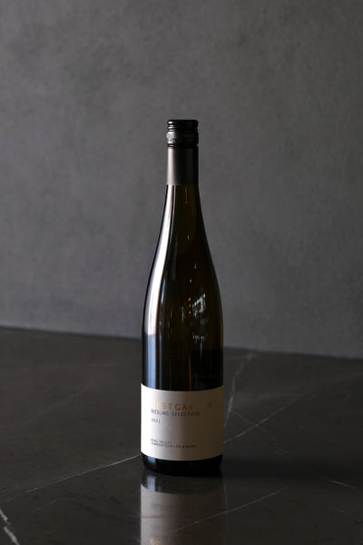 Vignerons Schmölzer and Brown 'Obstgarten Riesling Selection' 2021
